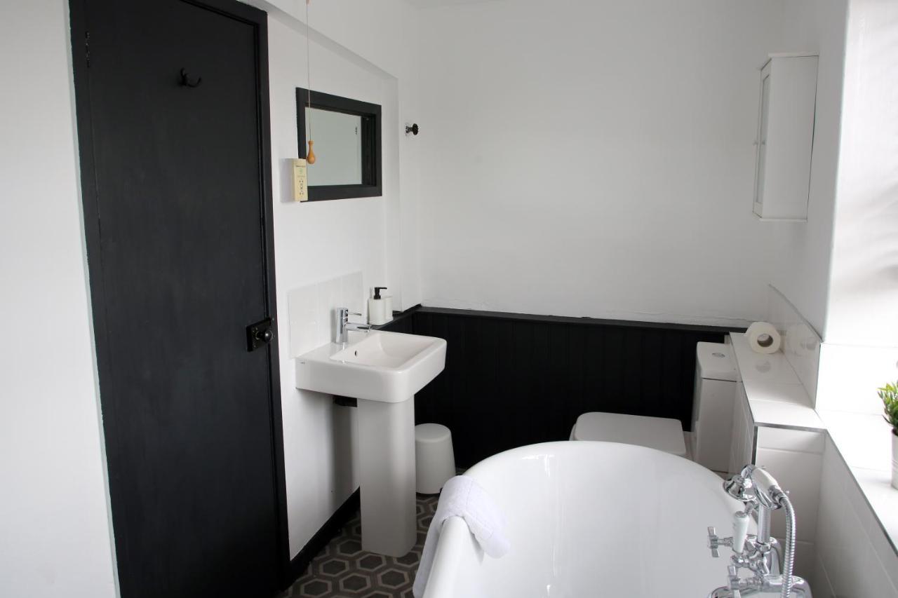 Luxury 3 Bed Apartment In The Heart Of Stamford Exterior photo